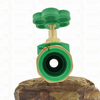 PPR Double Union Ball Valve Exposé Installation Résistant à la corrosion Taille personnalisée